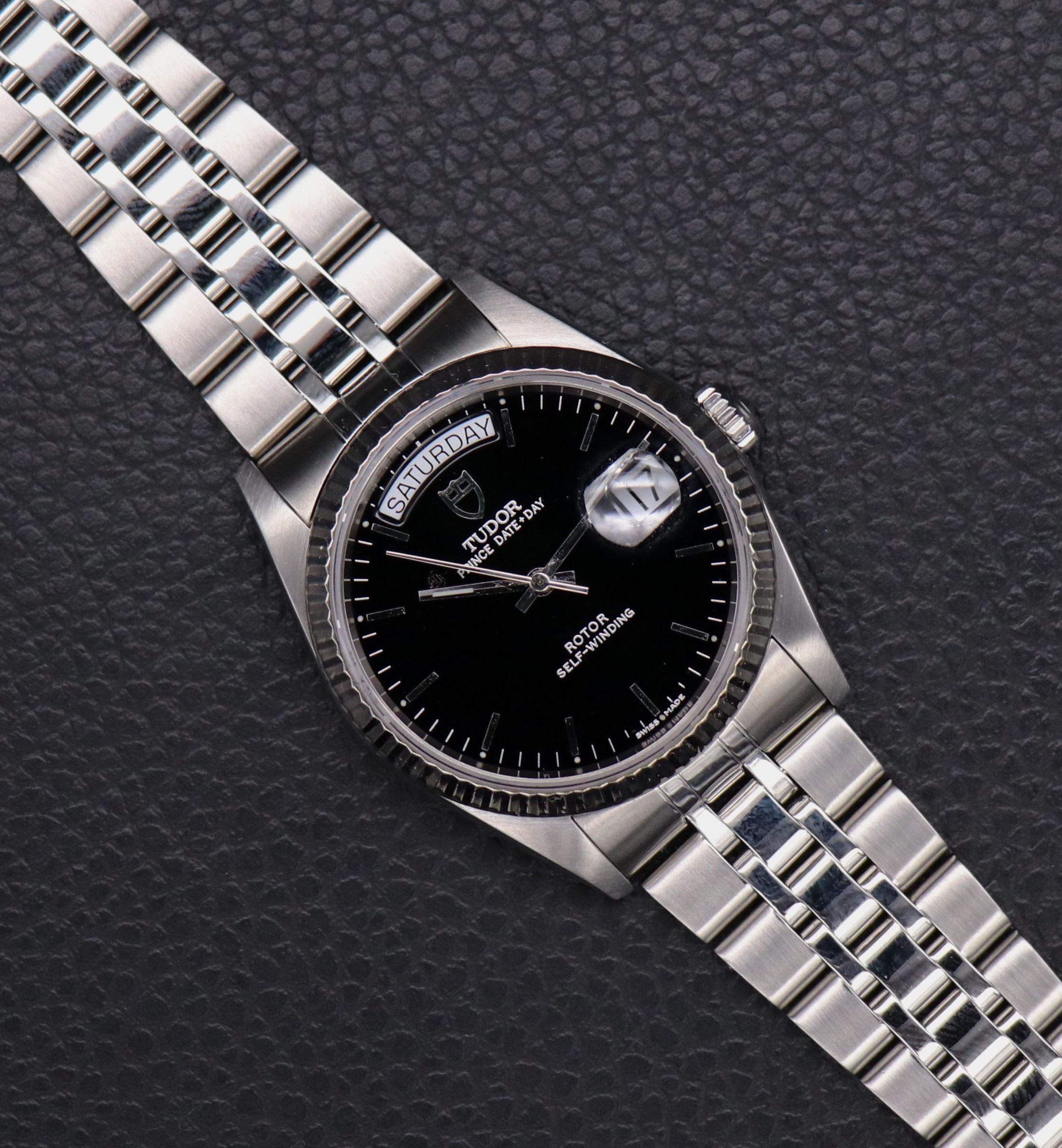 Tudor date day online 76214