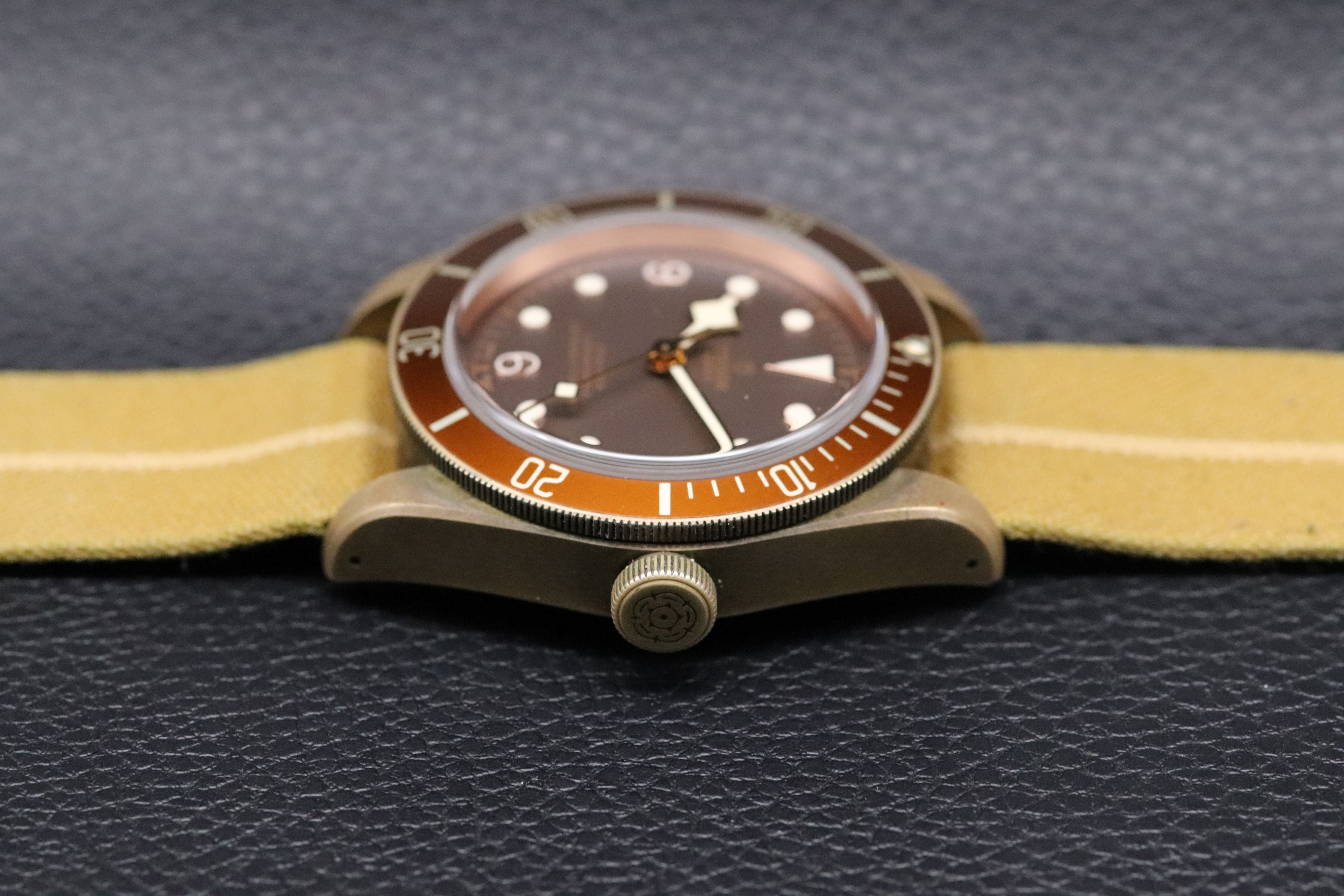 Tudor Black Bay 79250B Bronze 2016 Millitary Explorer Dial