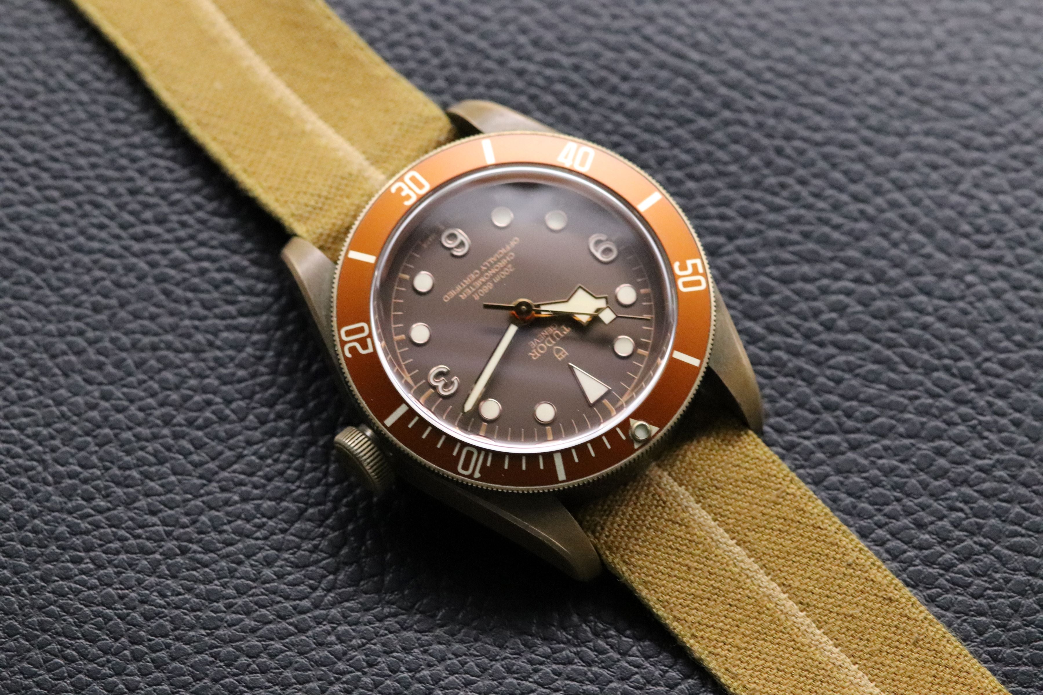 Tudor Black Bay 79250B Bronze 2016 Millitary Explorer Dial