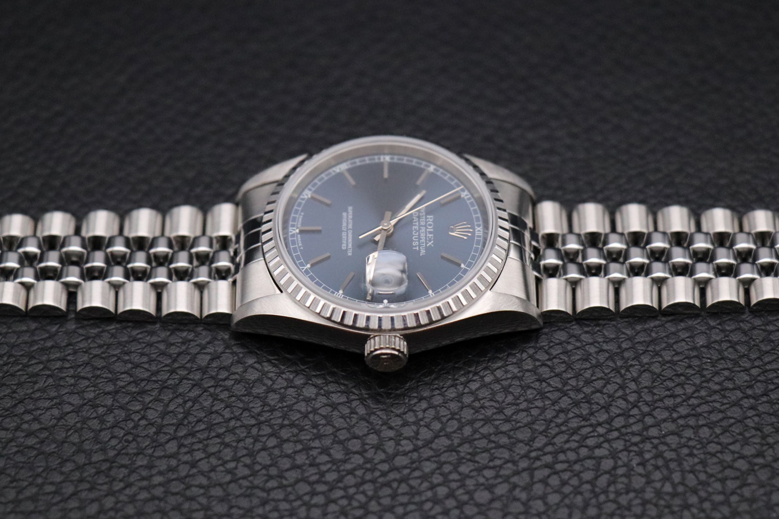 Rolex Datejust 16220 Blue No Holes